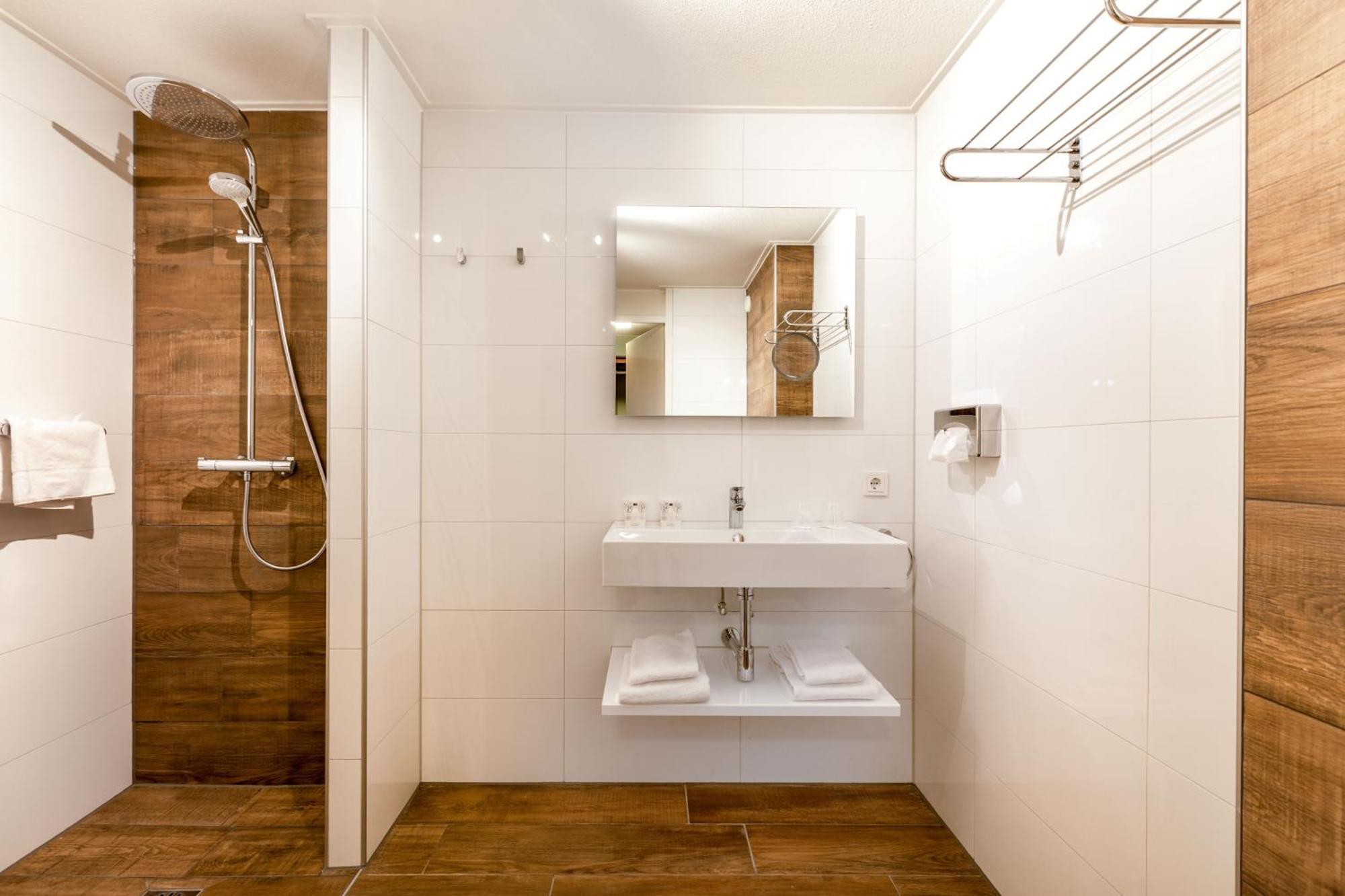 Landhuis Hotel De Herikerberg Markelo Bagian luar foto