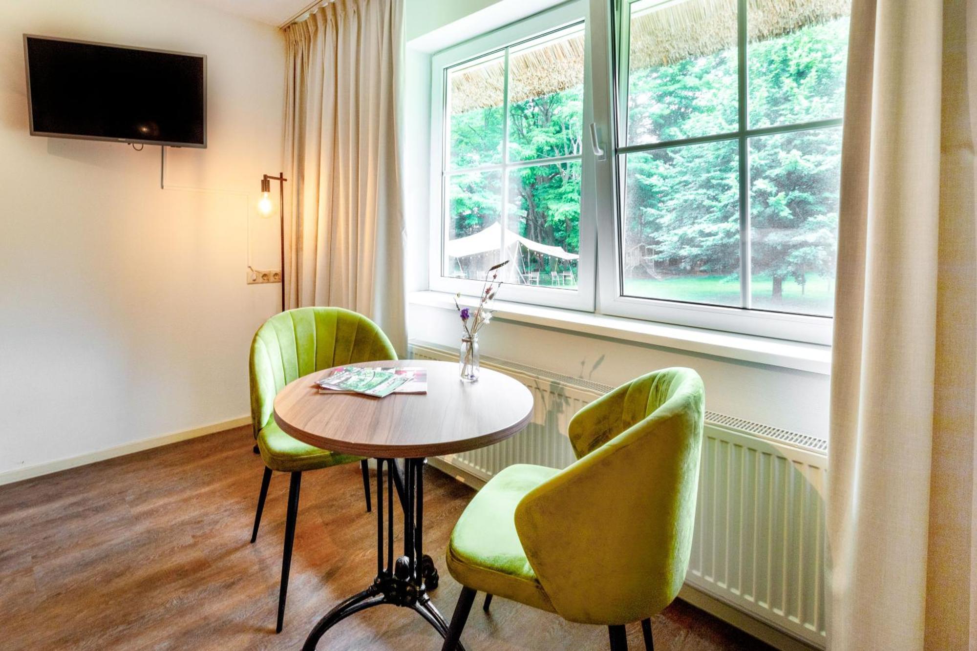 Landhuis Hotel De Herikerberg Markelo Bagian luar foto